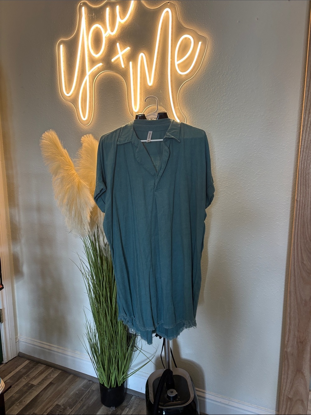 Zenana Outfitters Teal Relaxed V-Neck Short Sleeve Tunic